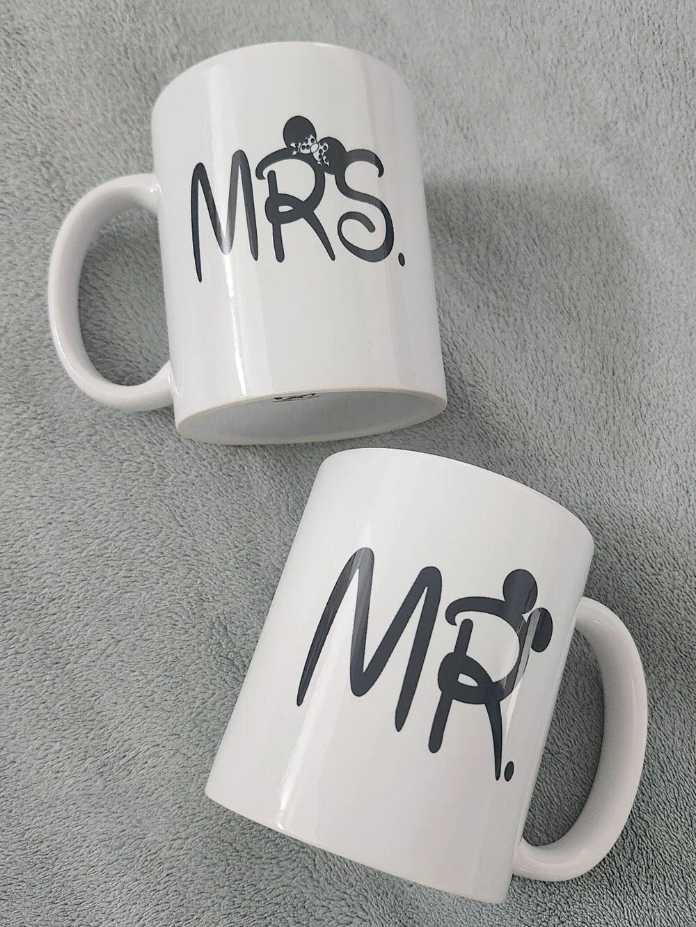 NIB Mr. & Mrs. Mickey/Minnie Ceramic Mugs
